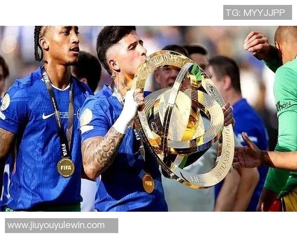 英媒称皇马巴黎关注切尔西凯塞多交易难度大